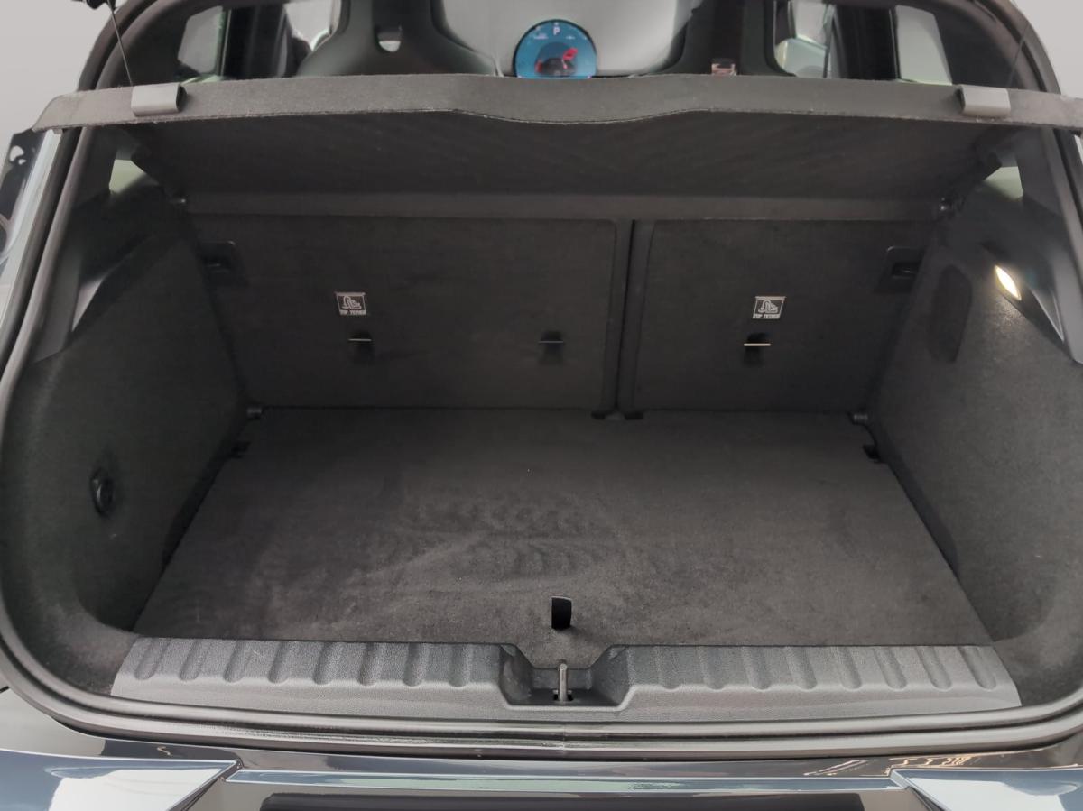 Originalaufnahme des Fahrzeugs Originalaufnahme des Fahrzeugs