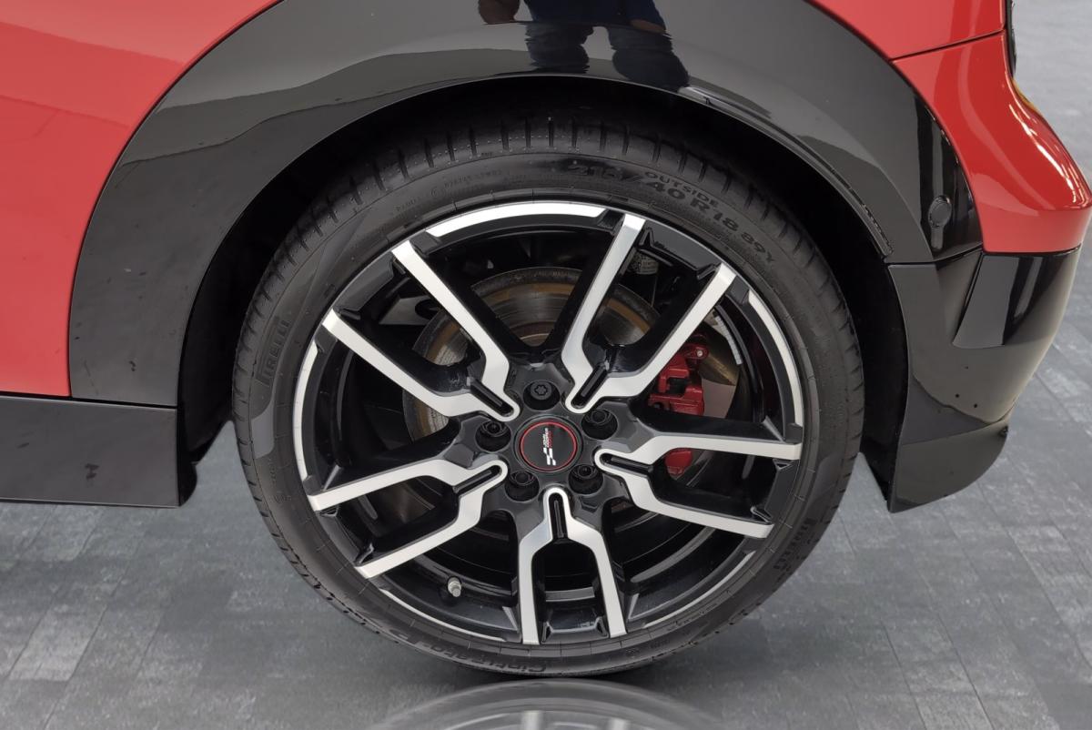 Originalaufnahme des Fahrzeugs Originalaufnahme des Fahrzeugs