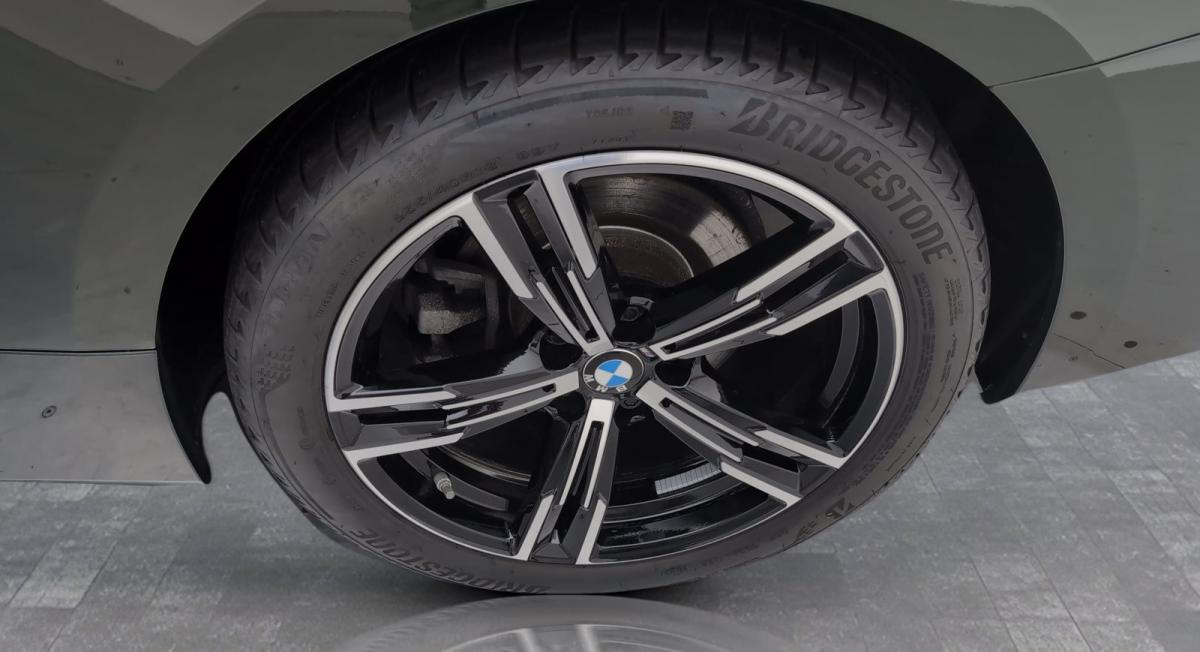 Originalaufnahme des Fahrzeugs Originalaufnahme des Fahrzeugs
