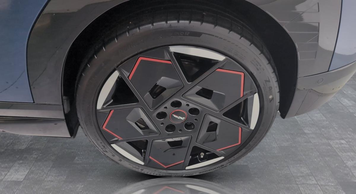 Originalaufnahme des Fahrzeugs Originalaufnahme des Fahrzeugs