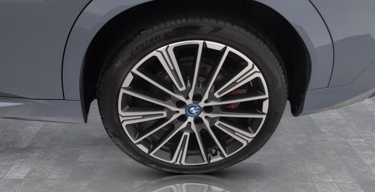 Originalaufnahme des Fahrzeugs Originalaufnahme des Fahrzeugs