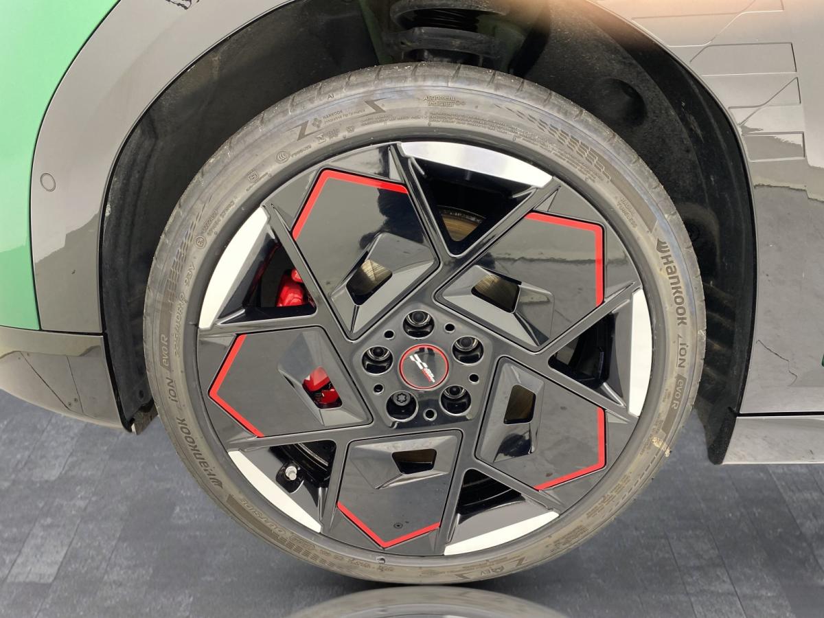 Originalaufnahme des Fahrzeugs Originalaufnahme des Fahrzeugs
