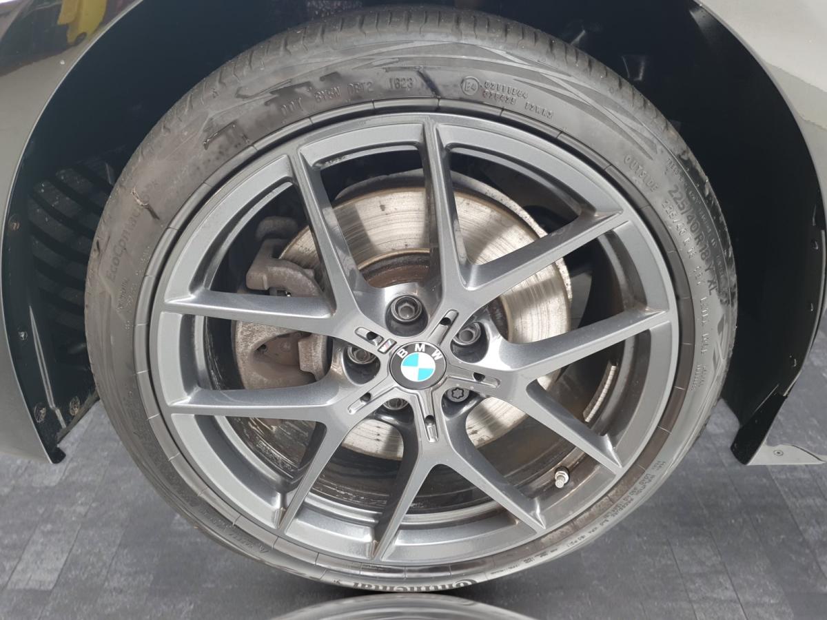 Originalaufnahme des Fahrzeugs Originalaufnahme des Fahrzeugs
