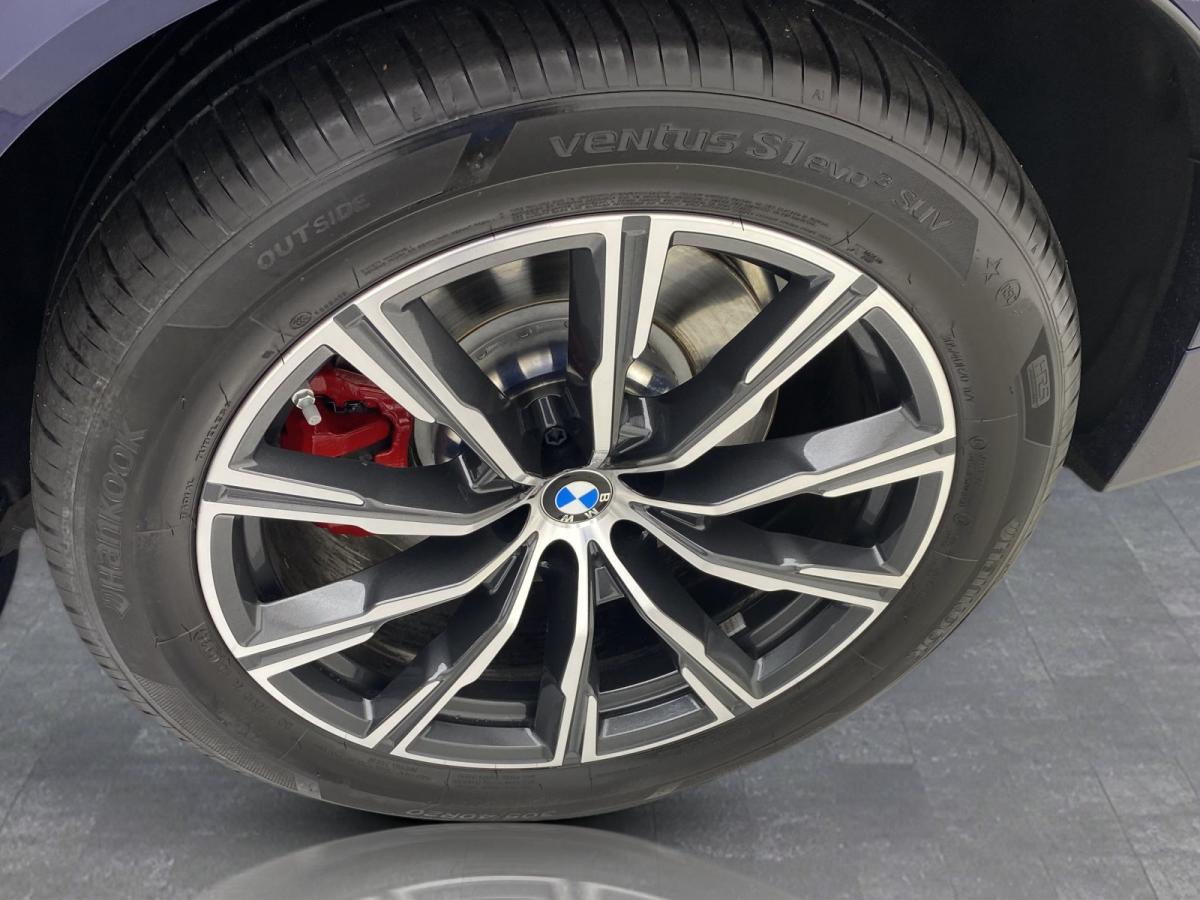 Originalaufnahme des Fahrzeugs Originalaufnahme des Fahrzeugs