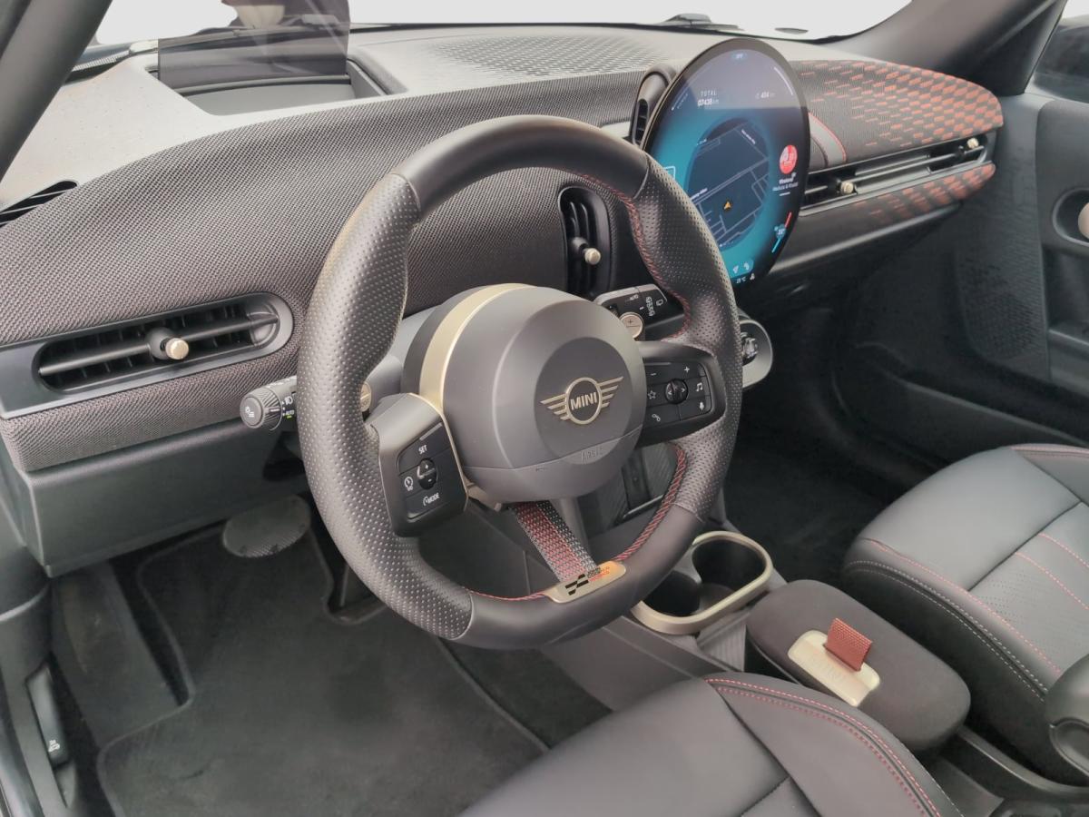 Originalaufnahme des Fahrzeugs Originalaufnahme des Fahrzeugs