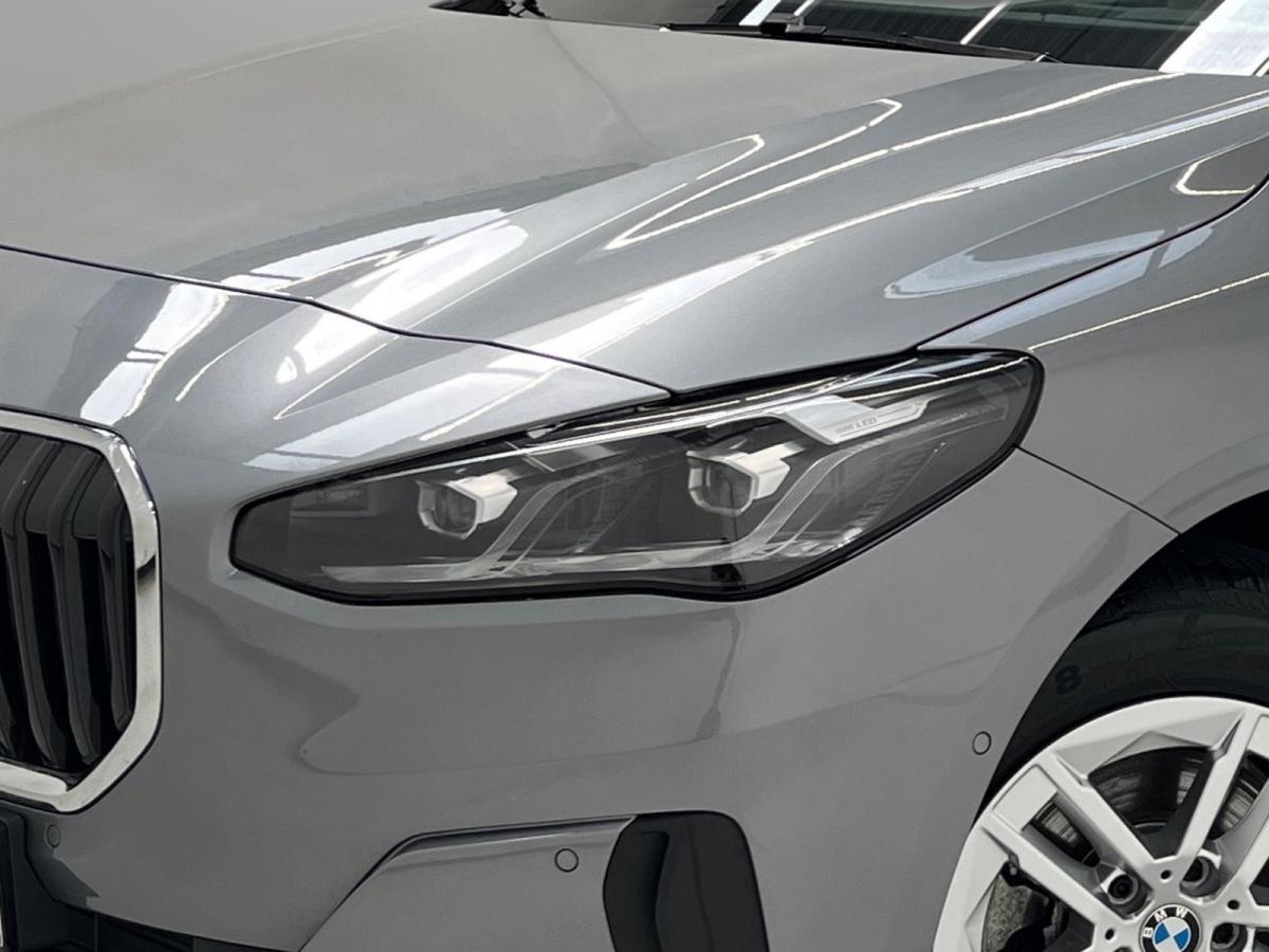 Originalaufnahme des Fahrzeugs Originalaufnahme des Fahrzeugs