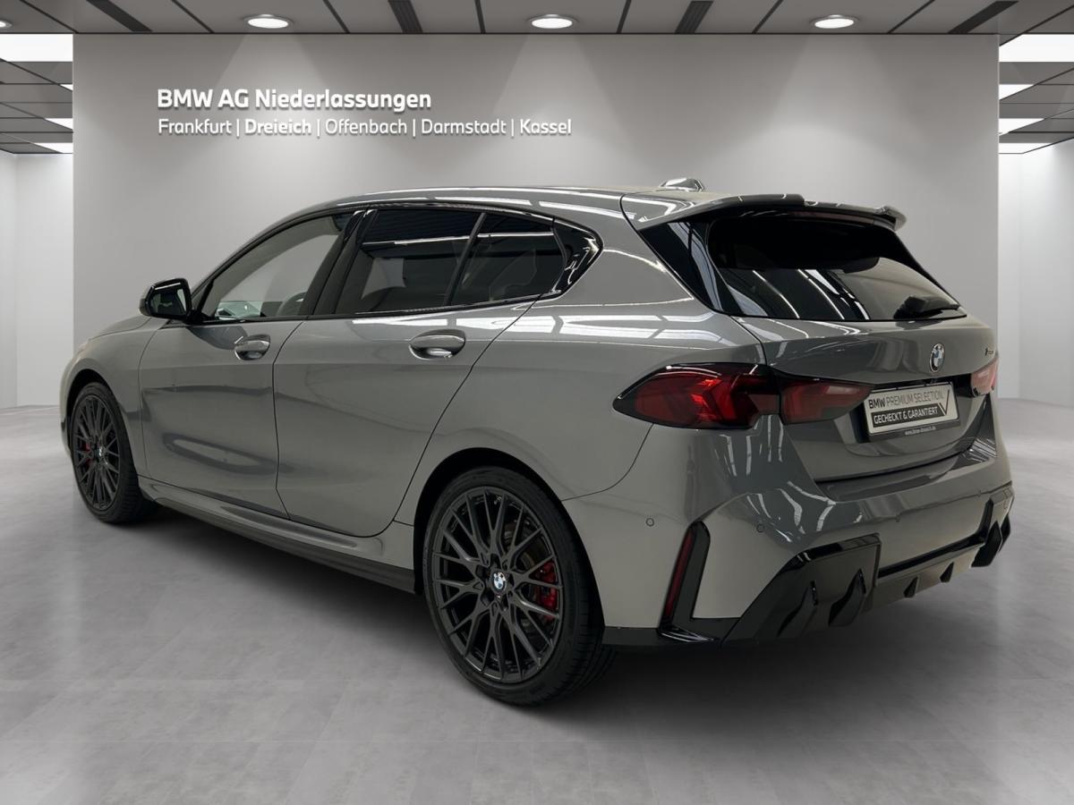 Originalaufnahme des Fahrzeugs Originalaufnahme des Fahrzeugs