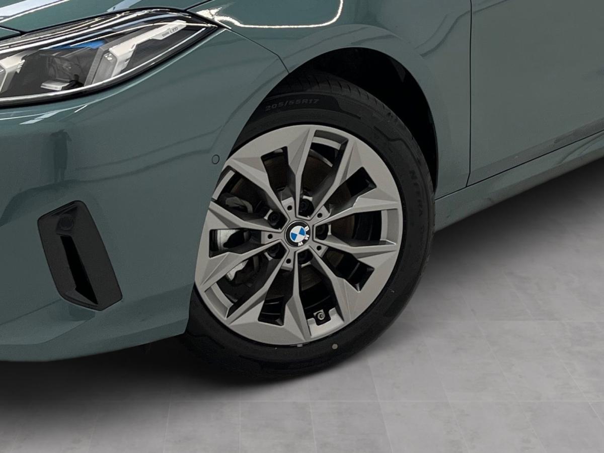 Originalaufnahme des Fahrzeugs Originalaufnahme des Fahrzeugs