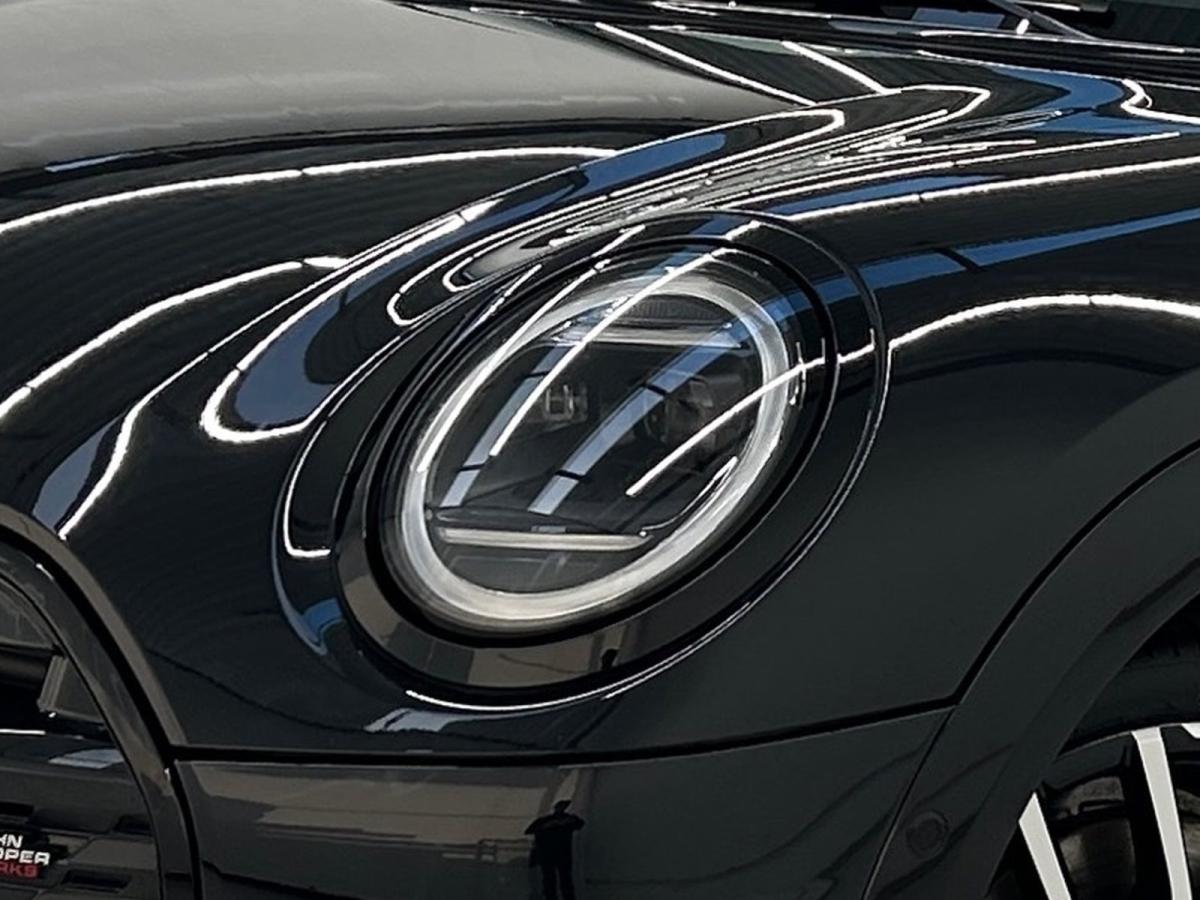 Originalaufnahme des Fahrzeugs Originalaufnahme des Fahrzeugs