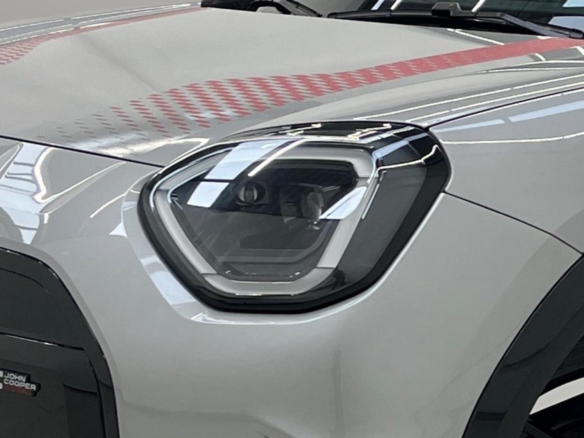Originalaufnahme des Fahrzeugs Originalaufnahme des Fahrzeugs