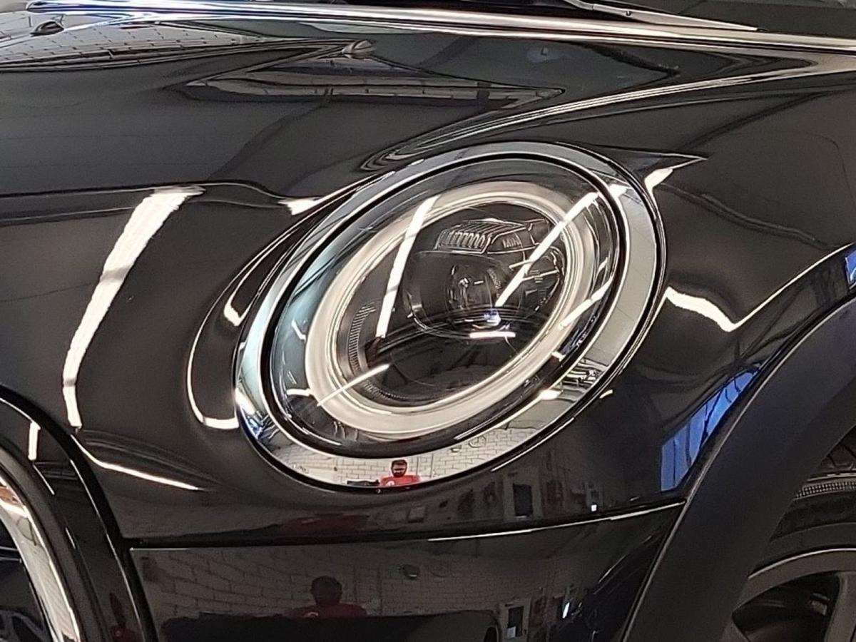 Originalaufnahme des Fahrzeugs Originalaufnahme des Fahrzeugs