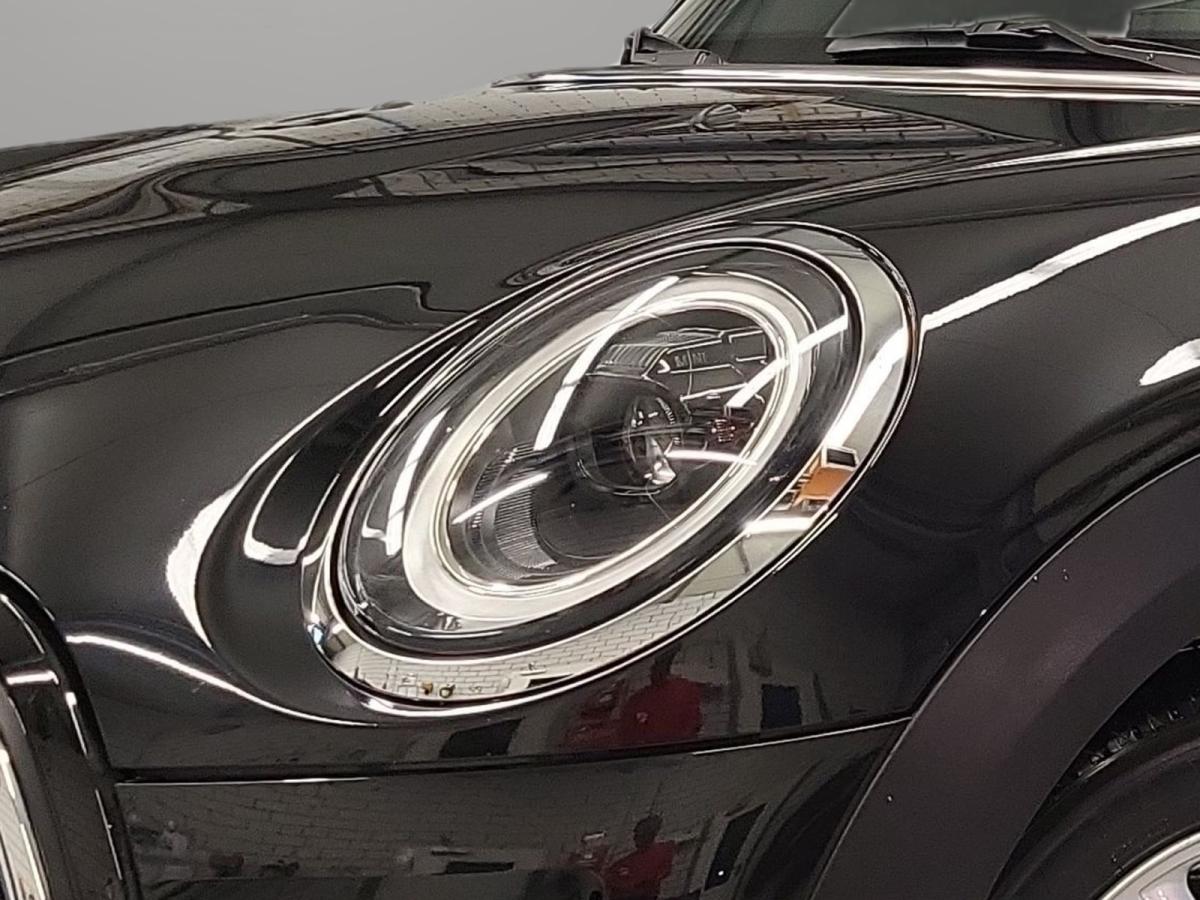 Originalaufnahme des Fahrzeugs Originalaufnahme des Fahrzeugs