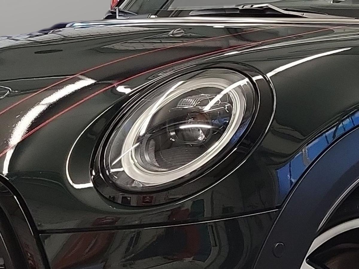 Originalaufnahme des Fahrzeugs Originalaufnahme des Fahrzeugs