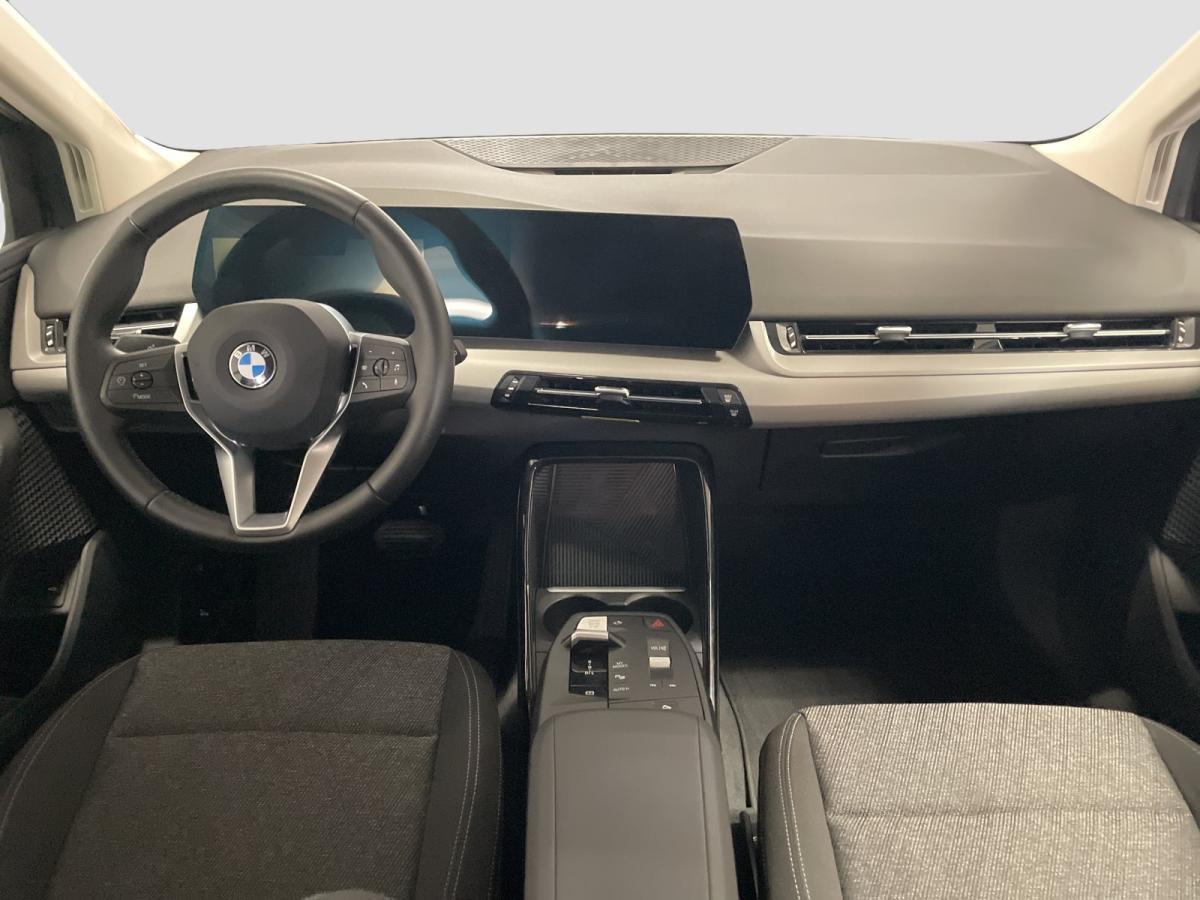 Originalaufnahme des Fahrzeugs Originalaufnahme des Fahrzeugs