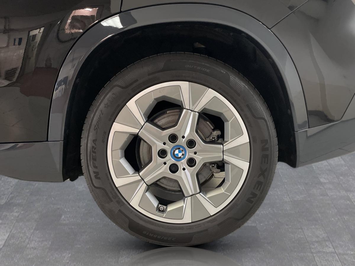 Originalaufnahme des Fahrzeugs Originalaufnahme des Fahrzeugs