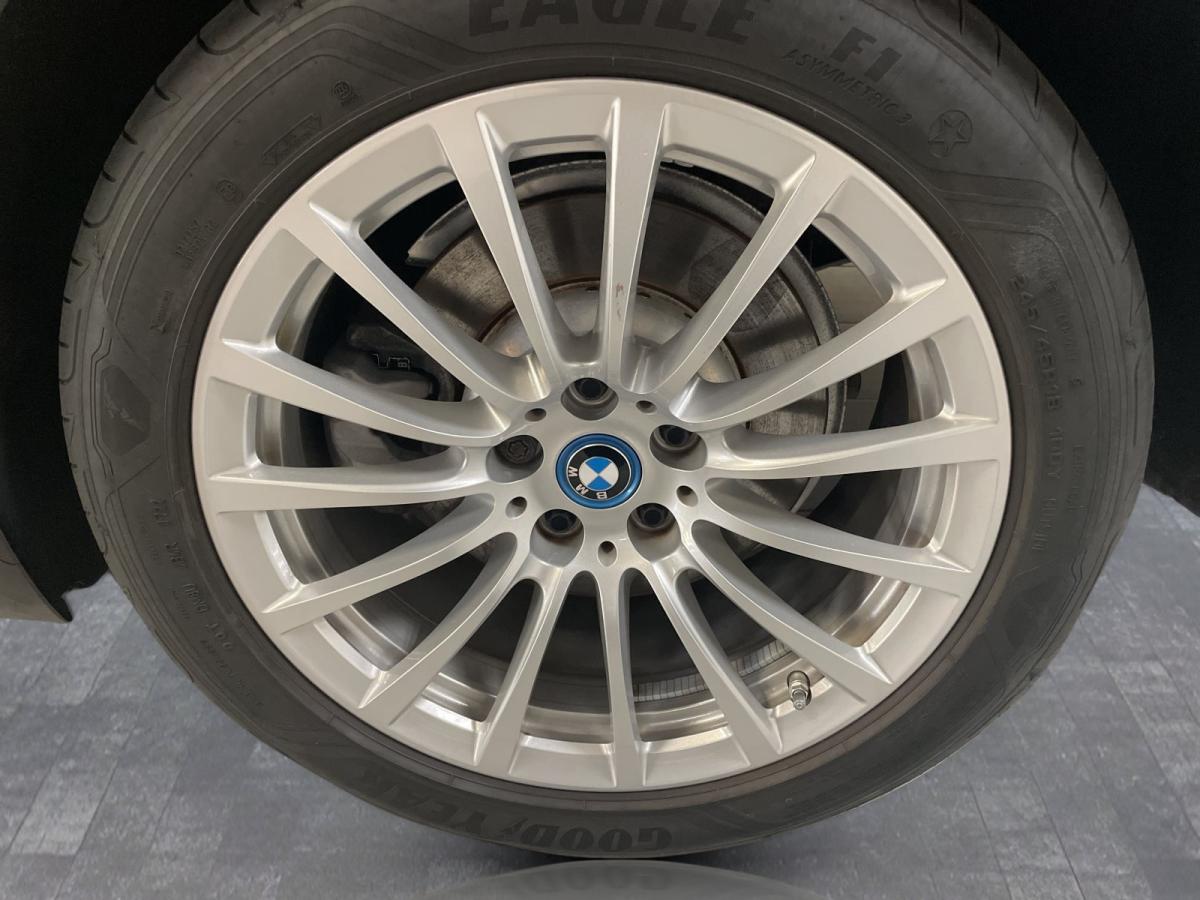 Originalaufnahme des Fahrzeugs Originalaufnahme des Fahrzeugs