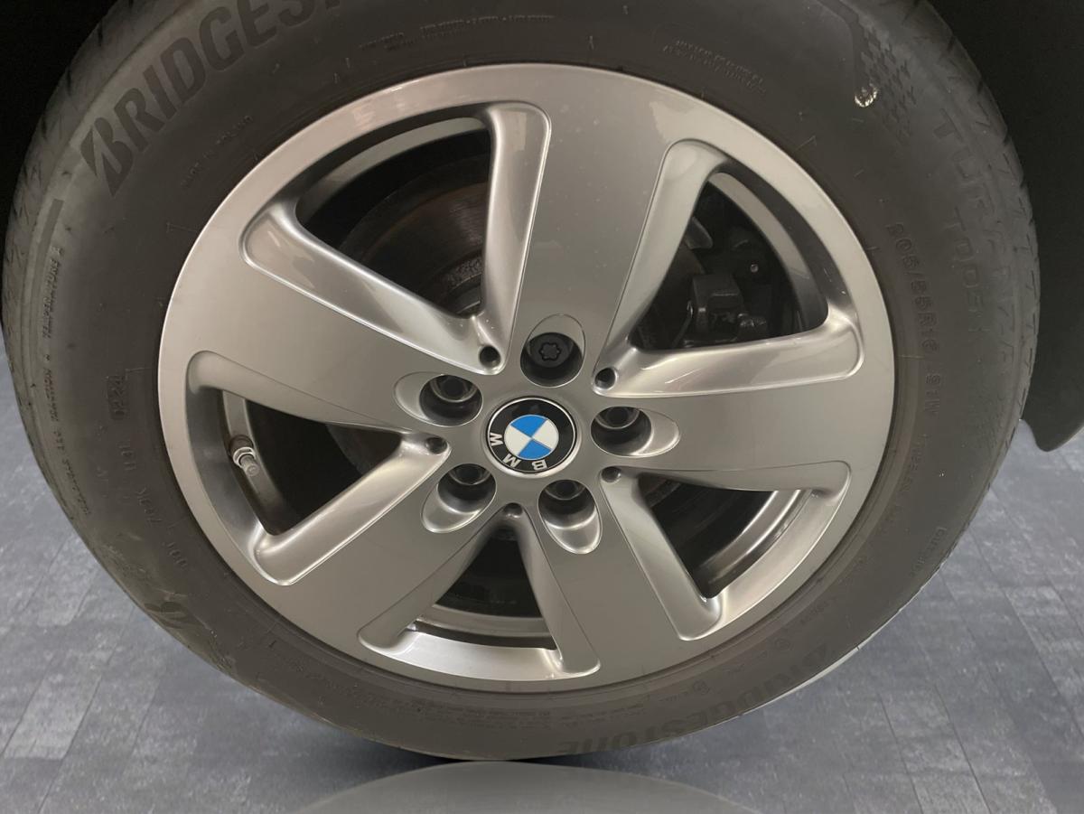 Originalaufnahme des Fahrzeugs Originalaufnahme des Fahrzeugs