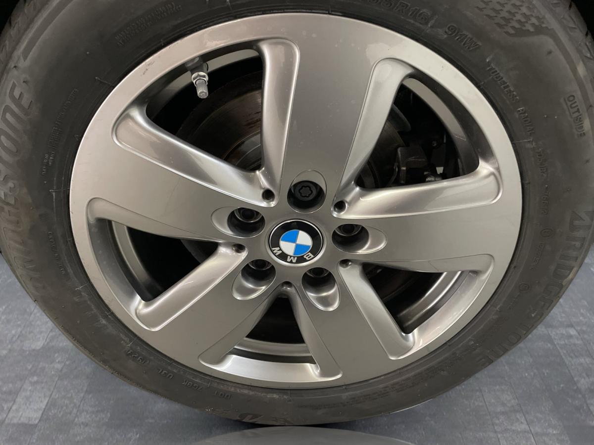 Originalaufnahme des Fahrzeugs Originalaufnahme des Fahrzeugs