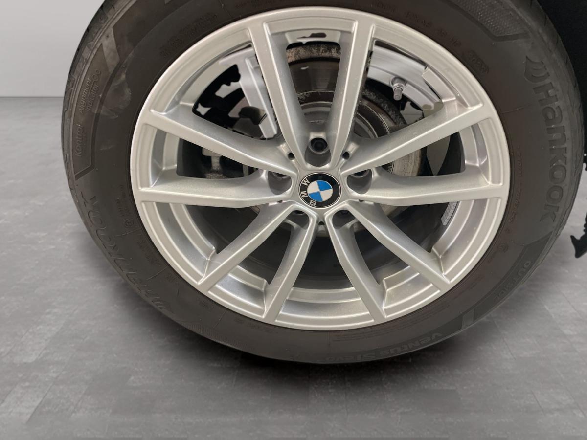 Originalaufnahme des Fahrzeugs Originalaufnahme des Fahrzeugs