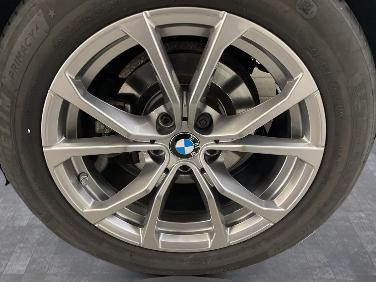Originalaufnahme des Fahrzeugs Originalaufnahme des Fahrzeugs