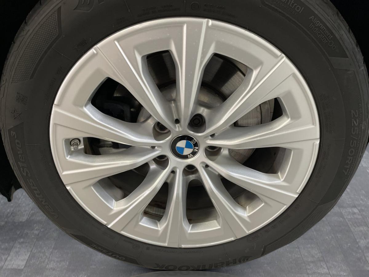 Originalaufnahme des Fahrzeugs Originalaufnahme des Fahrzeugs