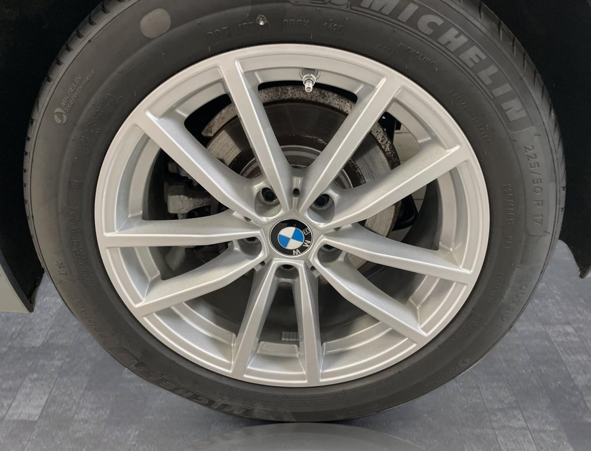Originalaufnahme des Fahrzeugs Originalaufnahme des Fahrzeugs