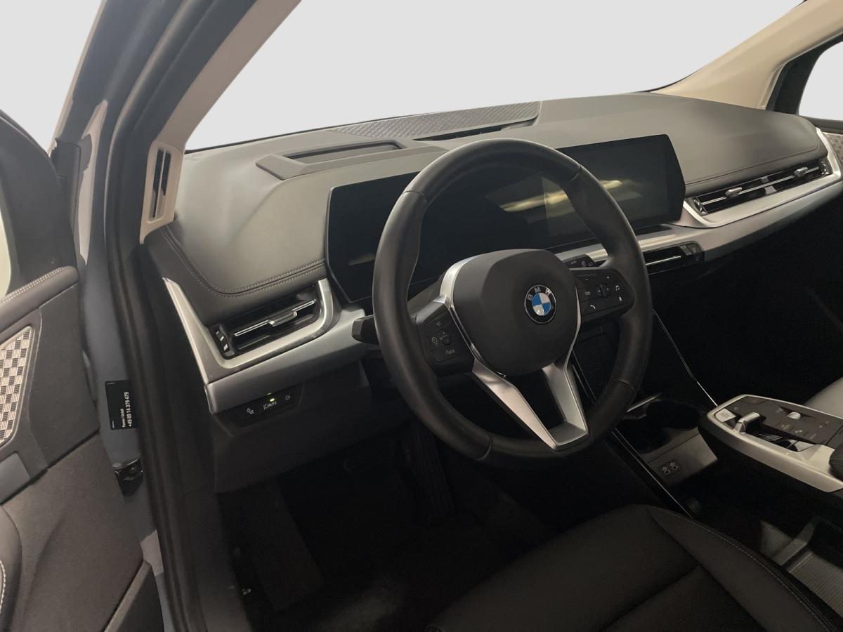 Originalaufnahme des Fahrzeugs Originalaufnahme des Fahrzeugs