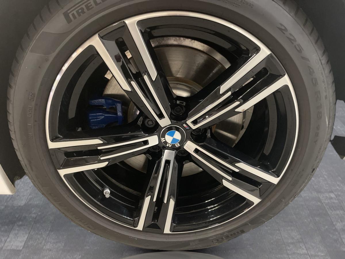 Originalaufnahme des Fahrzeugs Originalaufnahme des Fahrzeugs
