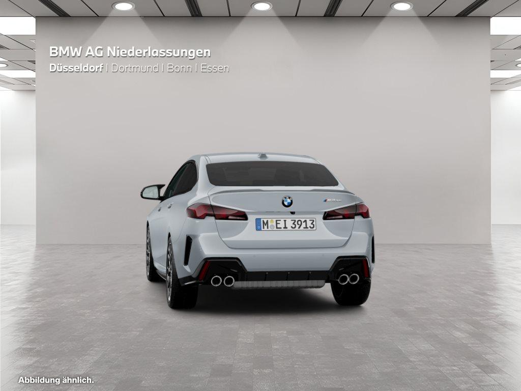 Originalaufnahme des Fahrzeugs Originalaufnahme des Fahrzeugs