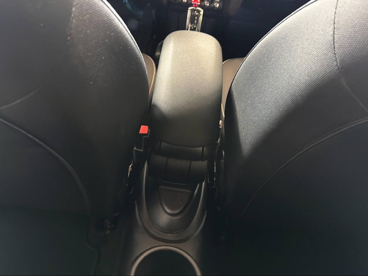 Originalaufnahme des Fahrzeugs Originalaufnahme des Fahrzeugs