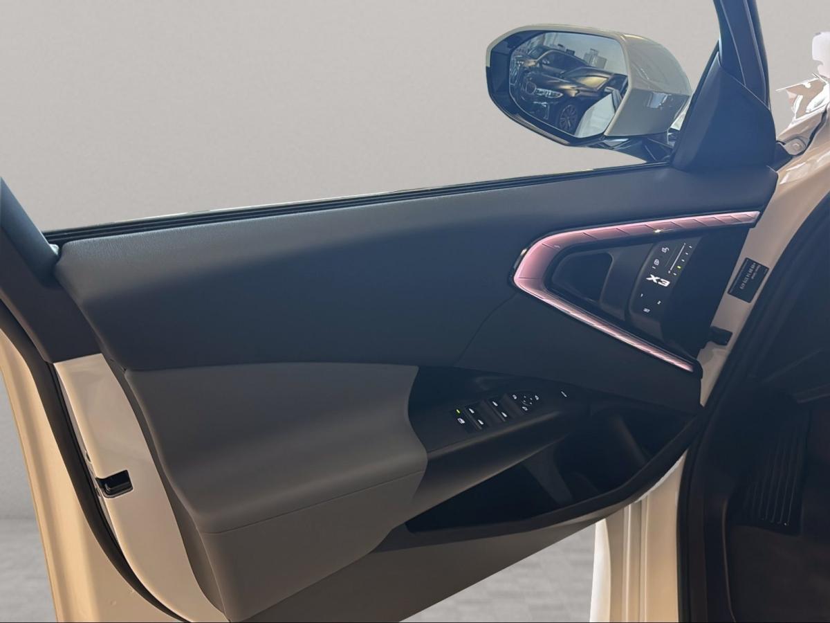 Originalaufnahme des Fahrzeugs Originalaufnahme des Fahrzeugs