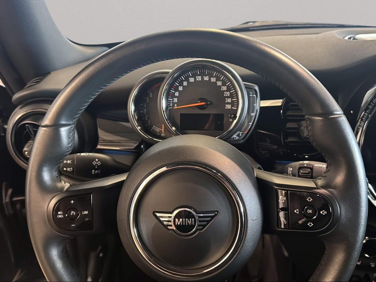 Originalaufnahme des Fahrzeugs Originalaufnahme des Fahrzeugs