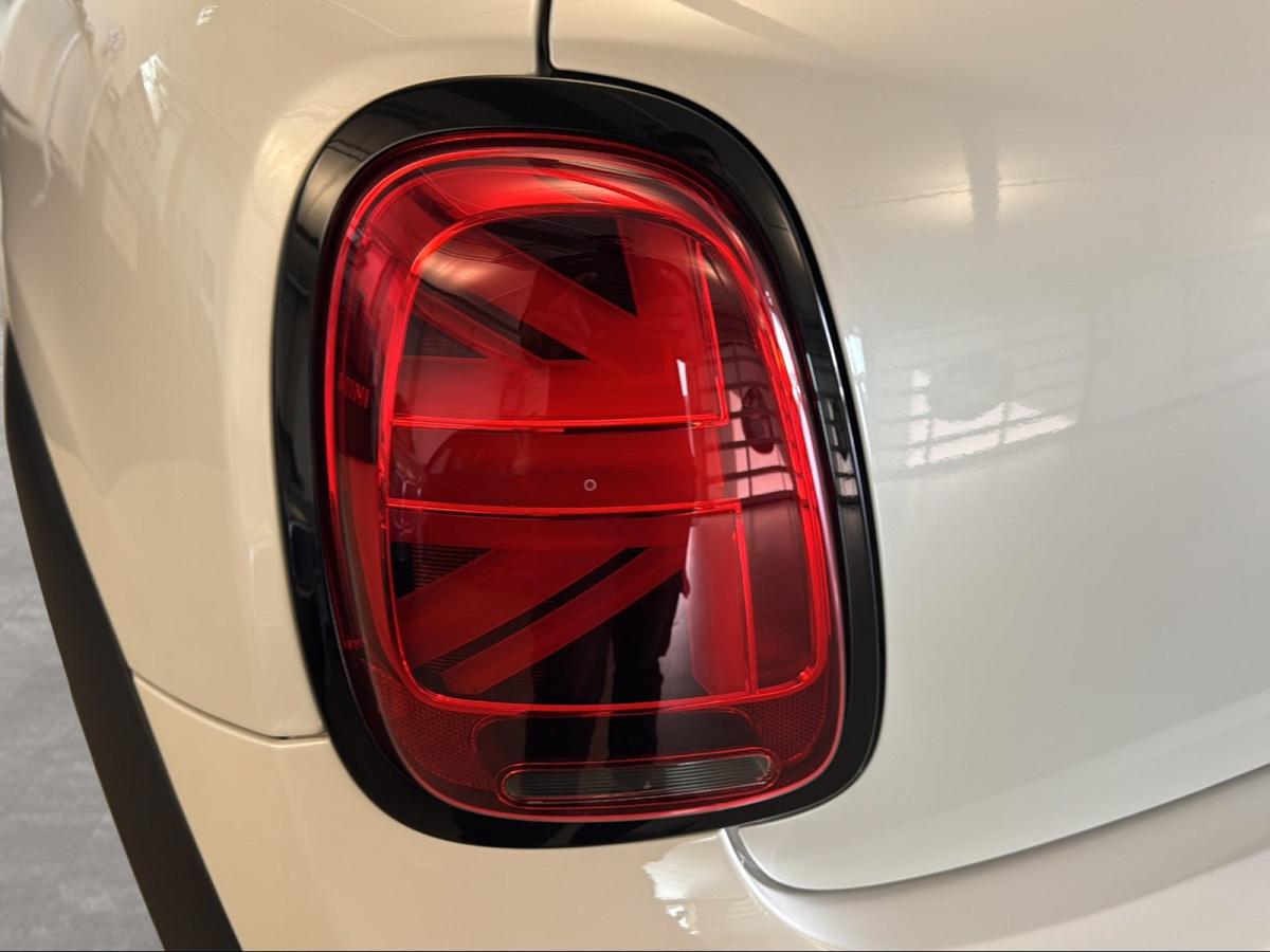 Originalaufnahme des Fahrzeugs Originalaufnahme des Fahrzeugs