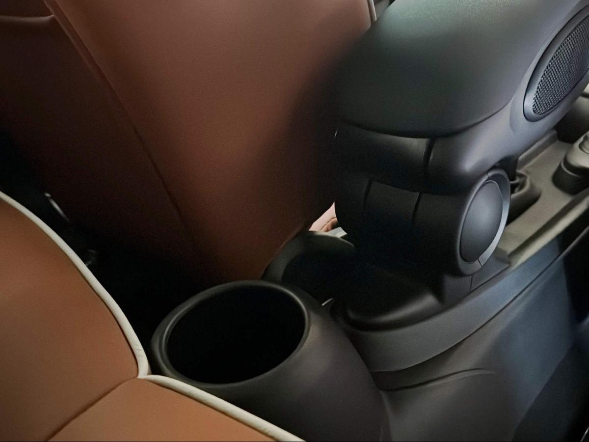Originalaufnahme des Fahrzeugs Originalaufnahme des Fahrzeugs