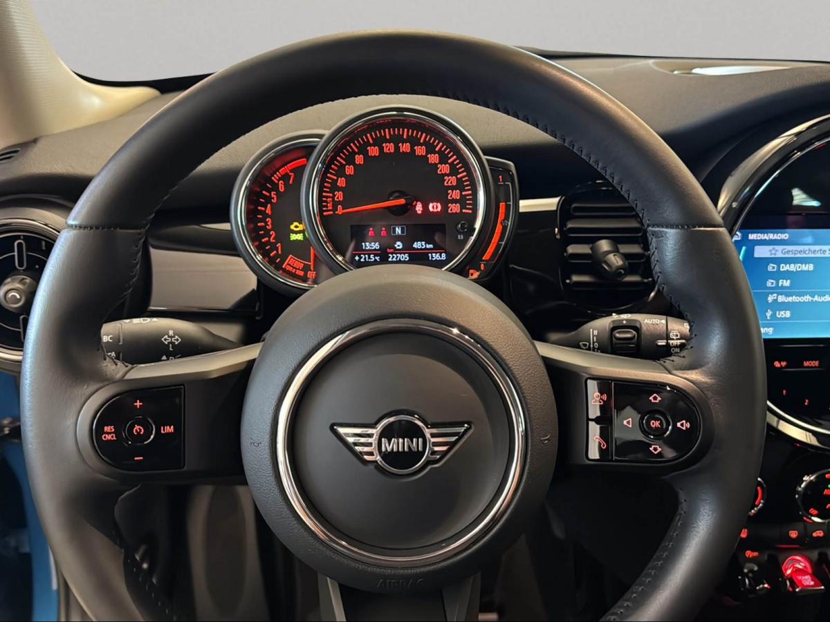 Originalaufnahme des Fahrzeugs Originalaufnahme des Fahrzeugs