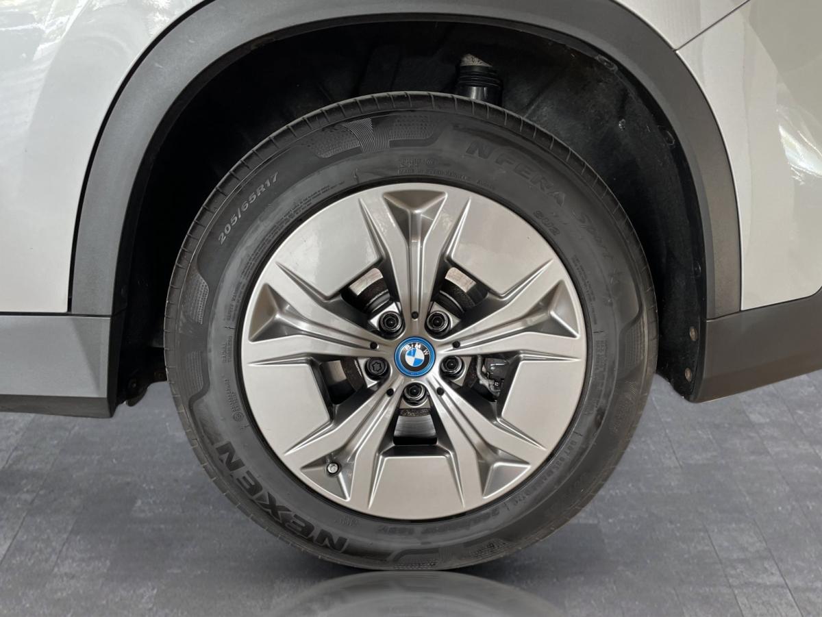 Originalaufnahme des Fahrzeugs Originalaufnahme des Fahrzeugs