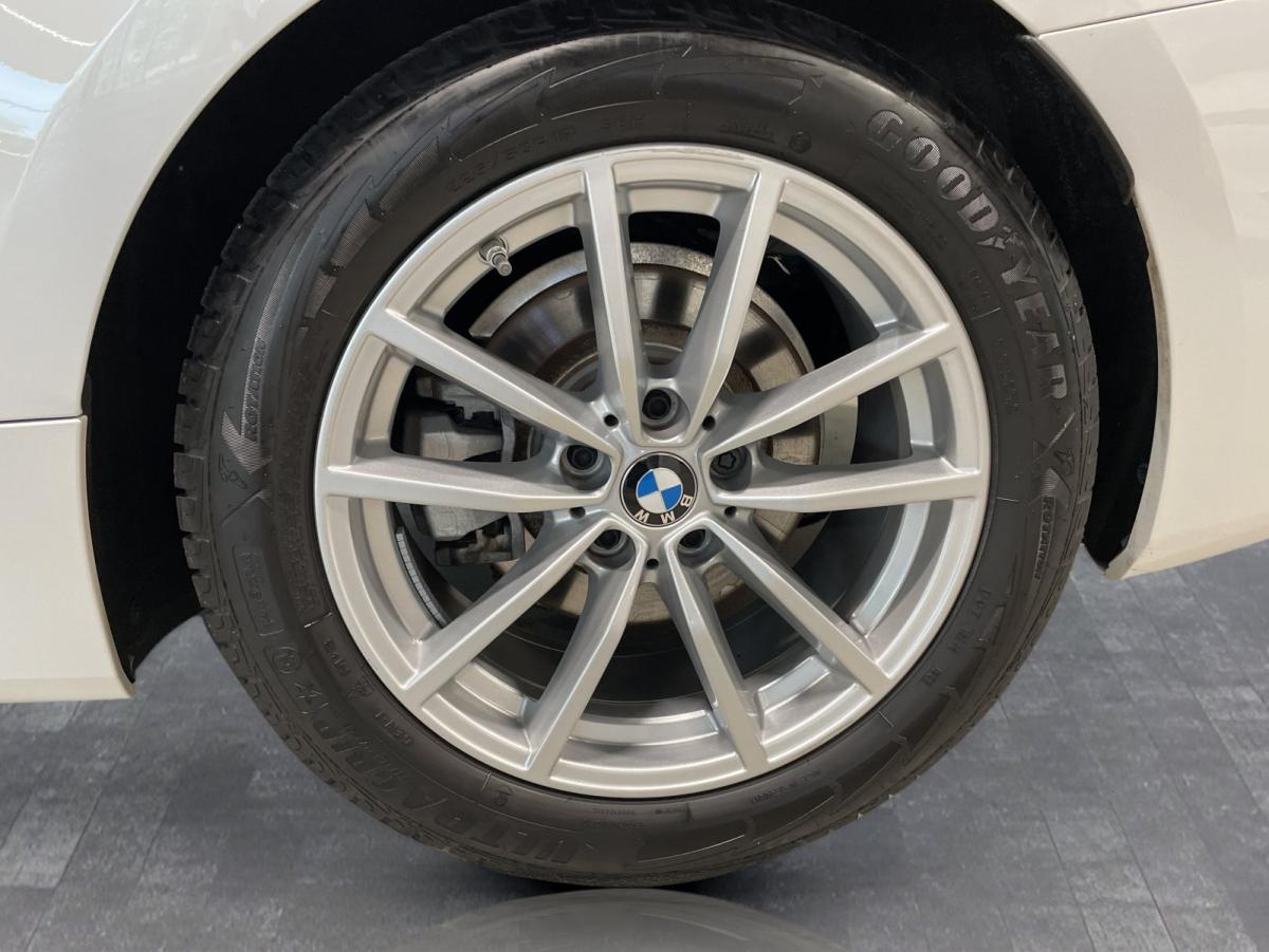 Originalaufnahme des Fahrzeugs Originalaufnahme des Fahrzeugs
