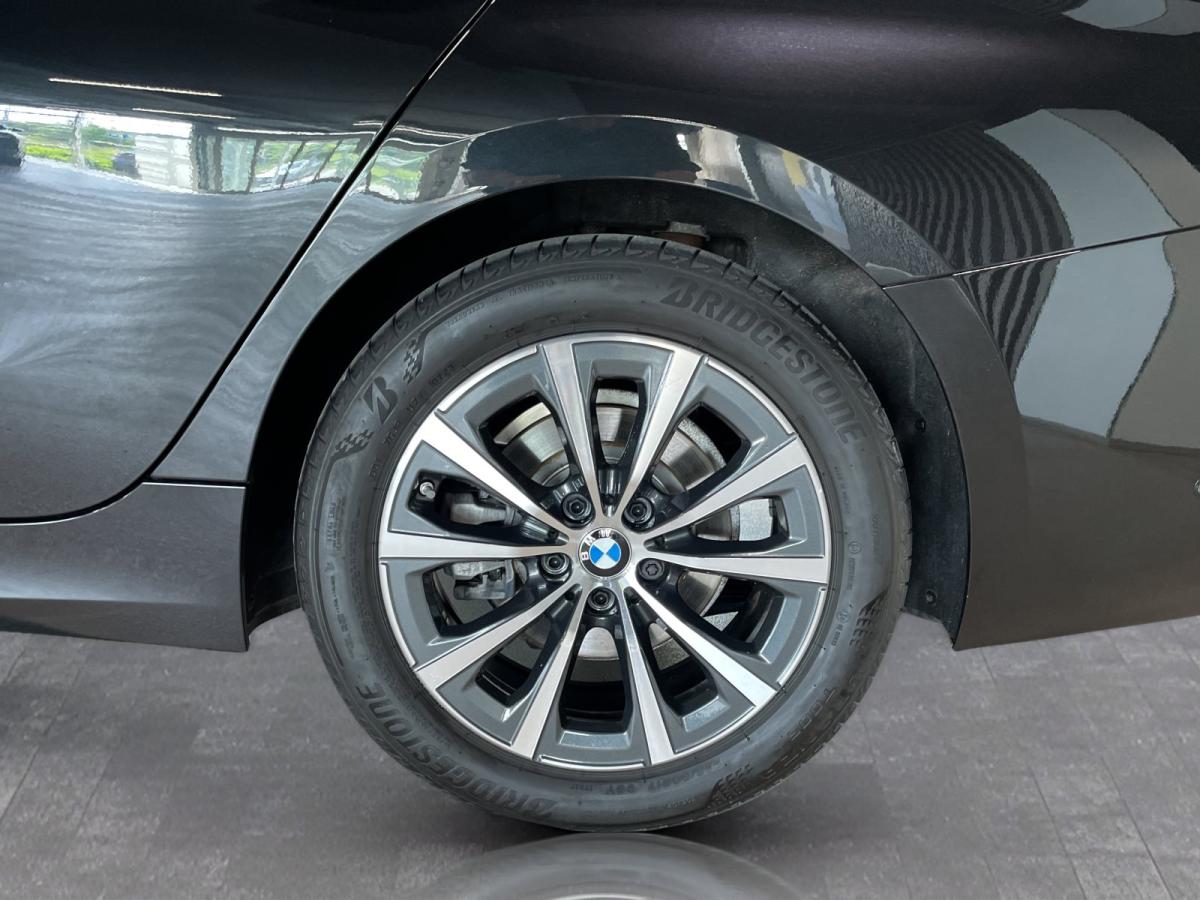 Originalaufnahme des Fahrzeugs Originalaufnahme des Fahrzeugs
