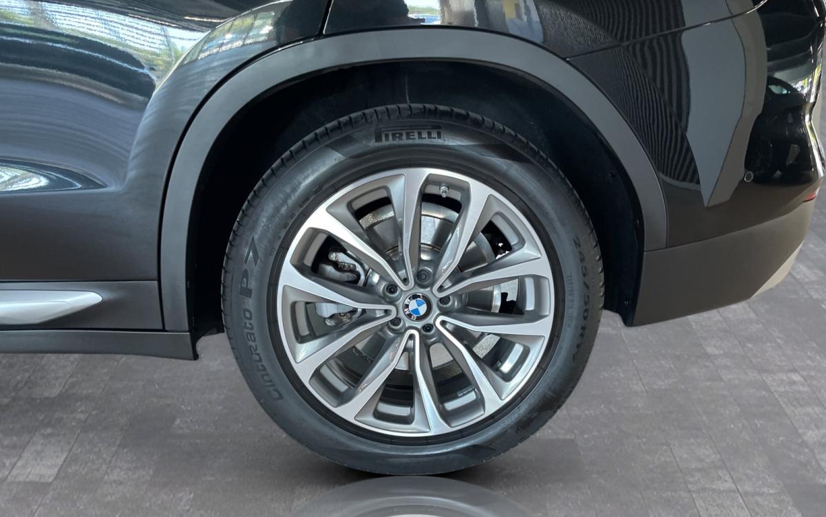 Originalaufnahme des Fahrzeugs Originalaufnahme des Fahrzeugs