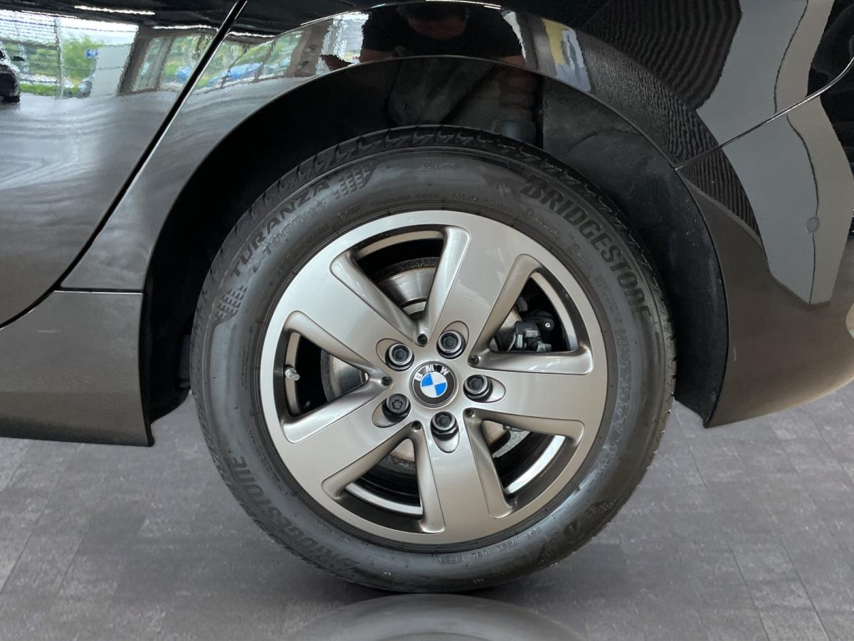Originalaufnahme des Fahrzeugs Originalaufnahme des Fahrzeugs
