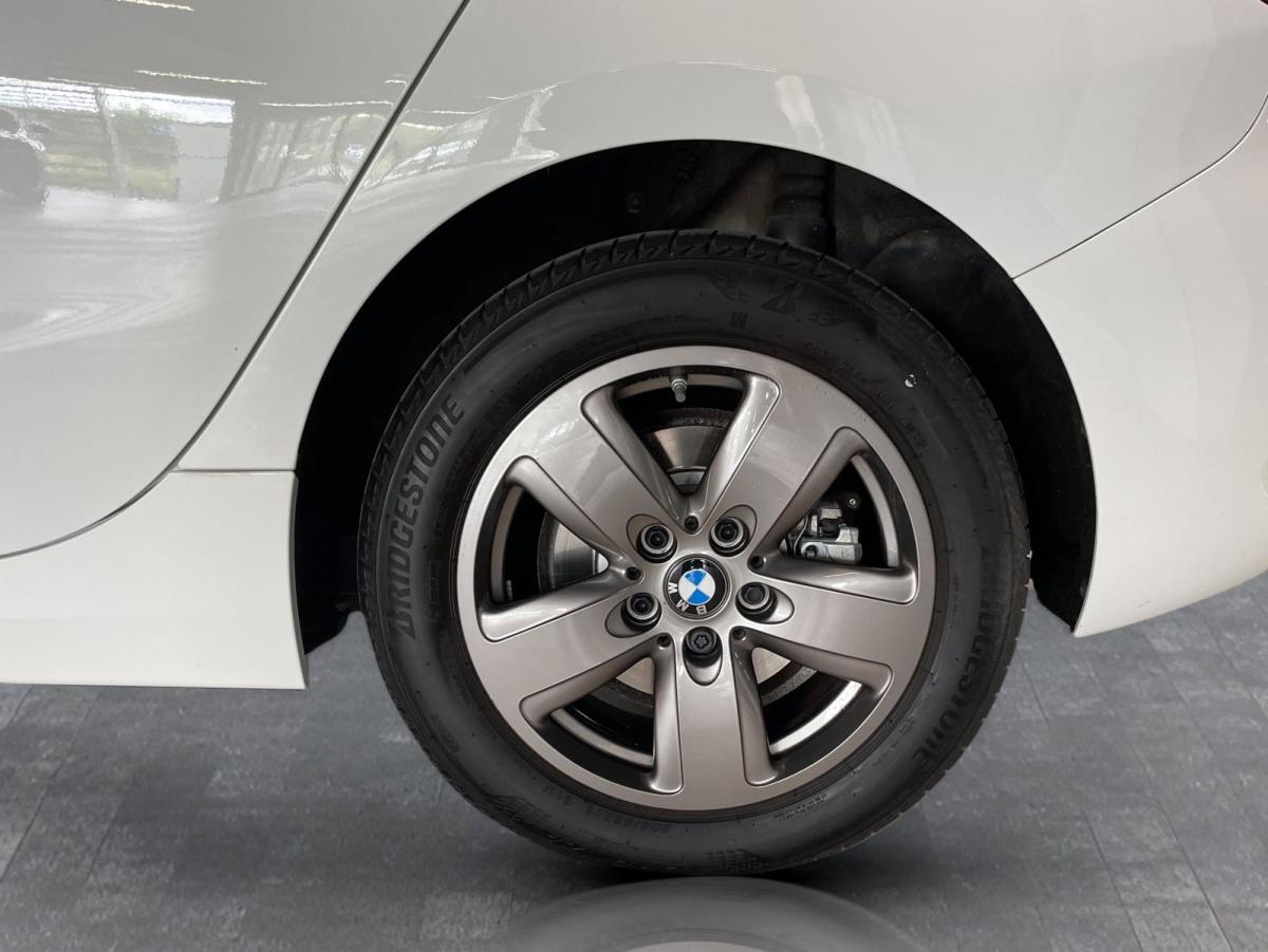 Originalaufnahme des Fahrzeugs Originalaufnahme des Fahrzeugs