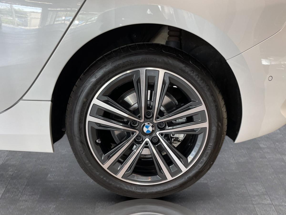 Originalaufnahme des Fahrzeugs Originalaufnahme des Fahrzeugs