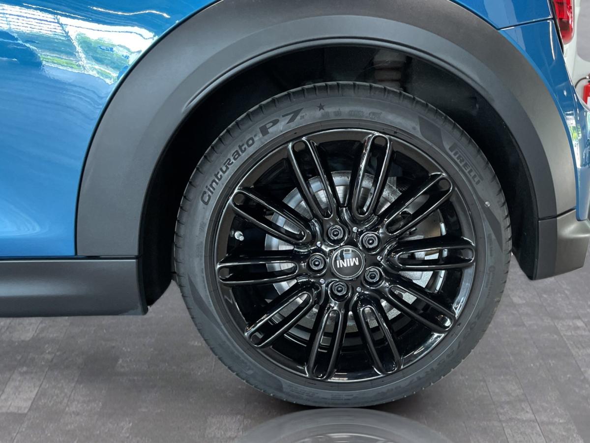 Originalaufnahme des Fahrzeugs Originalaufnahme des Fahrzeugs