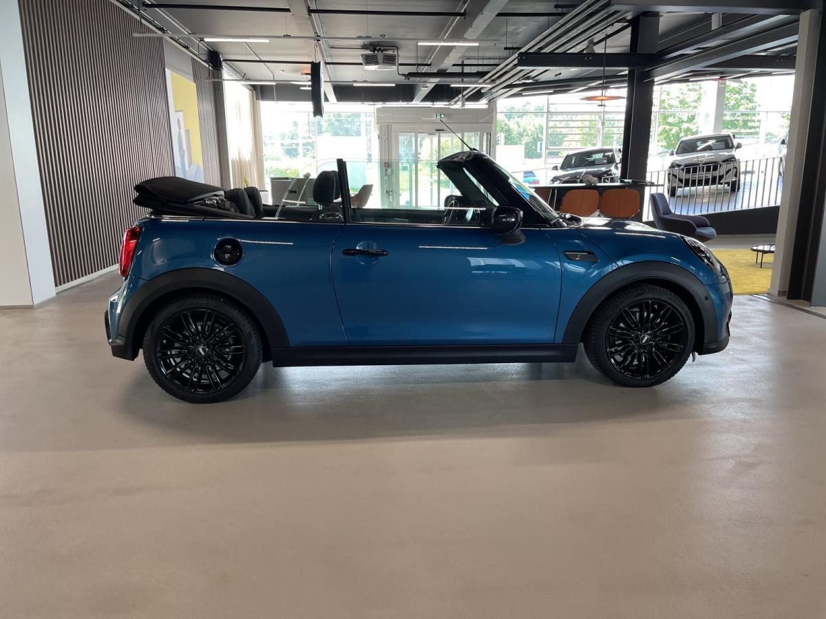 Originalaufnahme des Fahrzeugs Originalaufnahme des Fahrzeugs