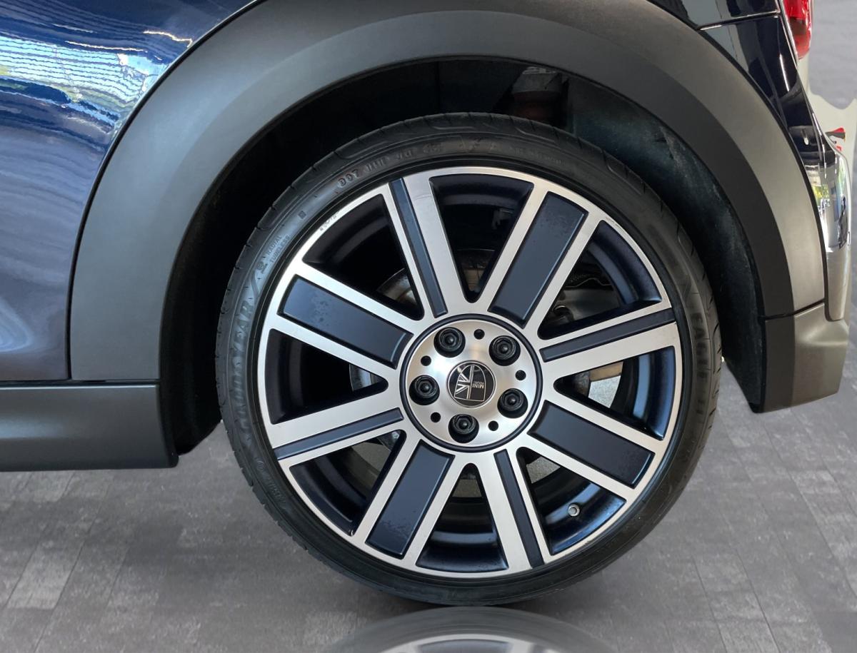 Originalaufnahme des Fahrzeugs Originalaufnahme des Fahrzeugs