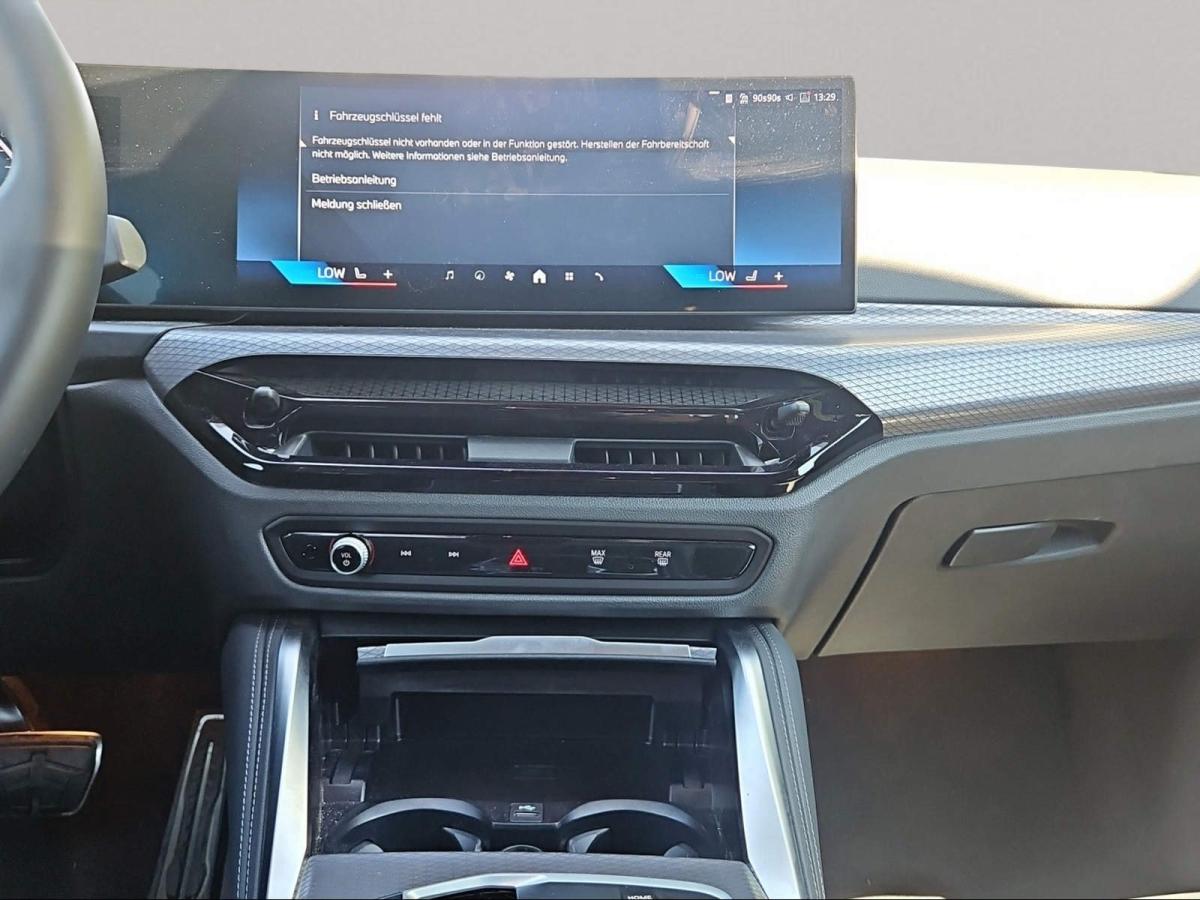 Originalaufnahme des Fahrzeugs Originalaufnahme des Fahrzeugs