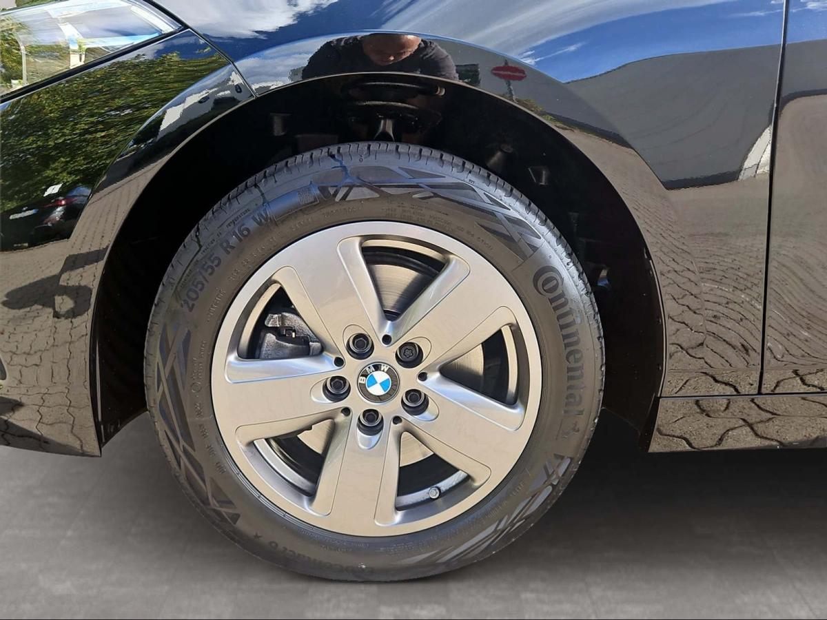 Originalaufnahme des Fahrzeugs Originalaufnahme des Fahrzeugs
