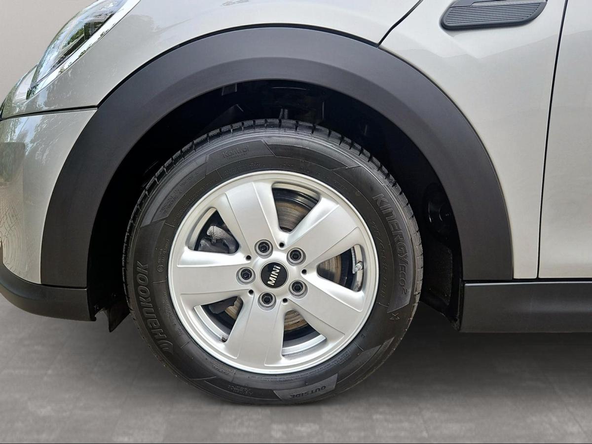 Originalaufnahme des Fahrzeugs Originalaufnahme des Fahrzeugs