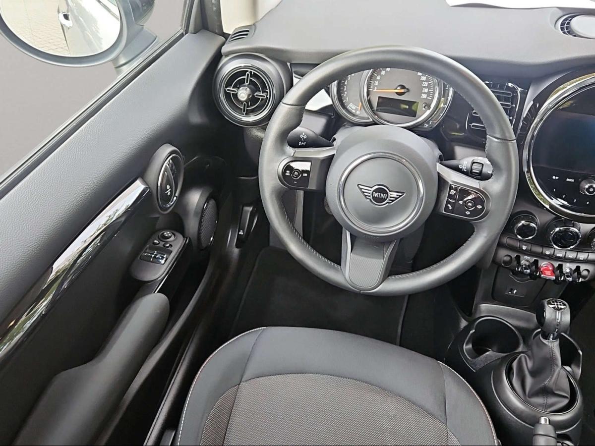 Originalaufnahme des Fahrzeugs Originalaufnahme des Fahrzeugs