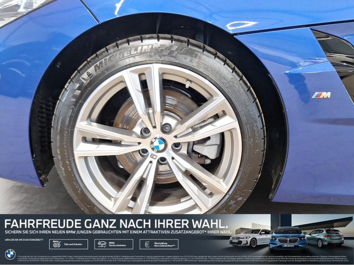 BMW Z4 sDrive20i mit Detailansicht auf die Felgen
